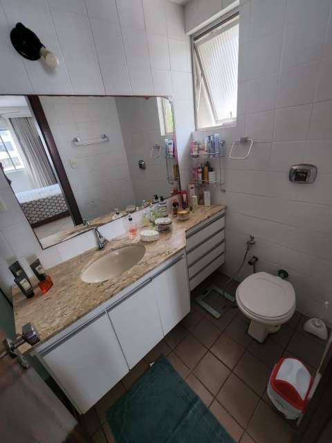 Apartamento no Candeal com 3 quartos e 1 suíte, 114m² à venda por R$ 610.000,00
