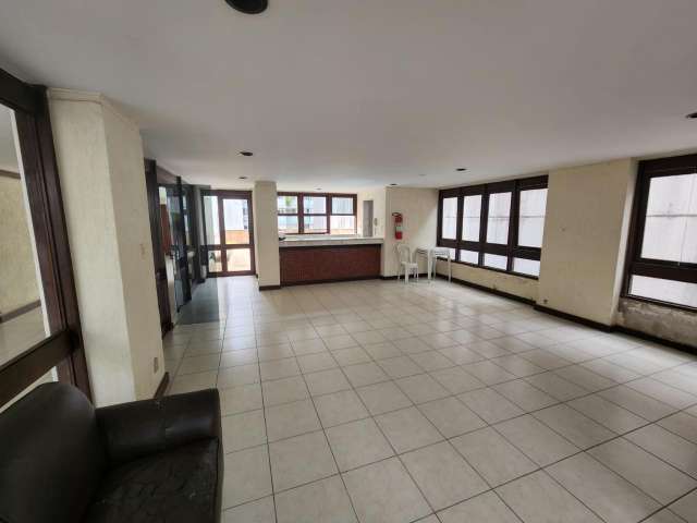 Apartamento no Candeal com 3 quartos e 1 suíte, 114m² à venda por R$ 610.000,00