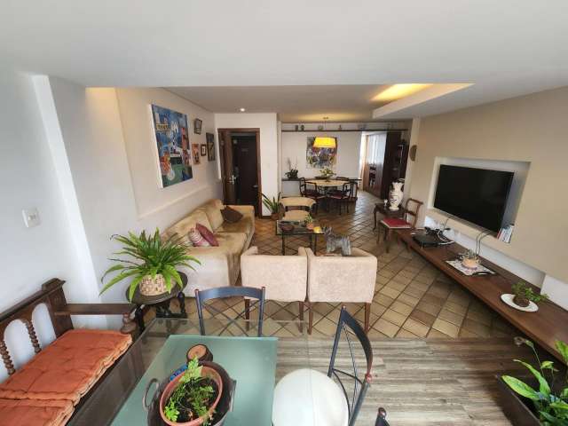 Apartamento no Candeal com 3 quartos e 1 suíte, 114m² à venda por R$ 610.000,00