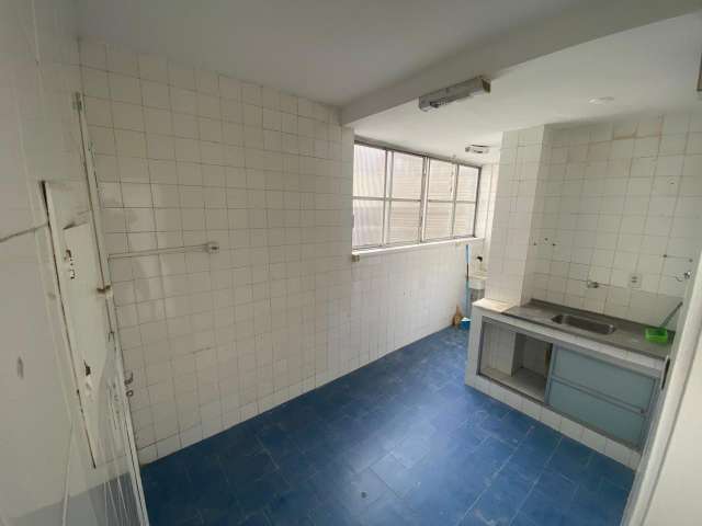 Apartamento na Dois de Julho com 2 quartos, 45m² à venda por R$ 340.000,00