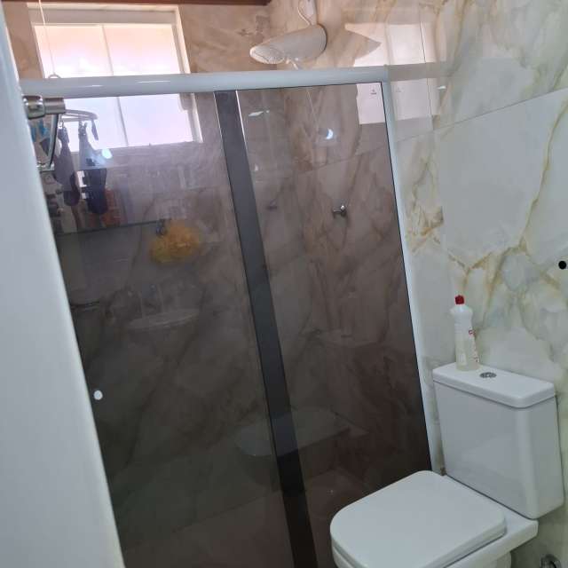 Casa em Itapuã com 3 quartos e 1 suíte, 264m² à venda por R$ 1.053.000,00