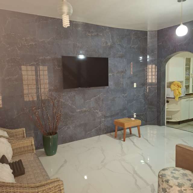Casa em Itapuã com 3 quartos e 1 suíte, 264m² à venda por R$ 1.053.000,00