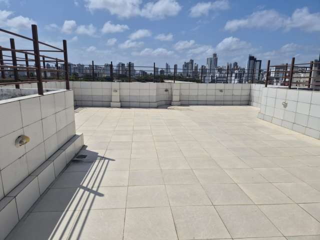 Apartamento na Pituba com 2 quartos, 61m² à venda por R$ 680.000,00