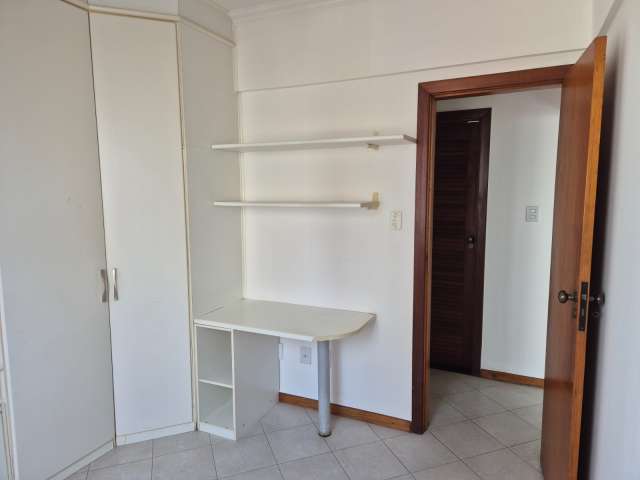 Apartamento na Pituba com 2 quartos, 61m² à venda por R$ 680.000,00