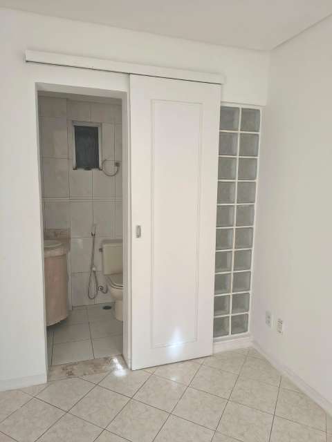 Apartamento em Brotas com 2 quartos sendo 1 suíte, 84m² à venda por R$ 280.000,00