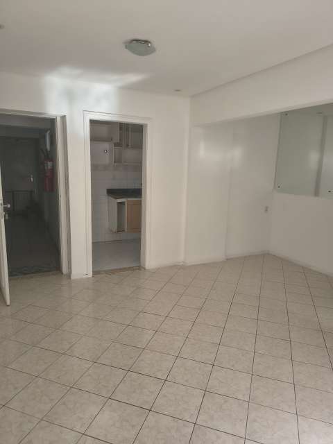 Apartamento em Brotas com 2 quartos sendo 1 suíte, 84m² à venda por R$ 280.000,00