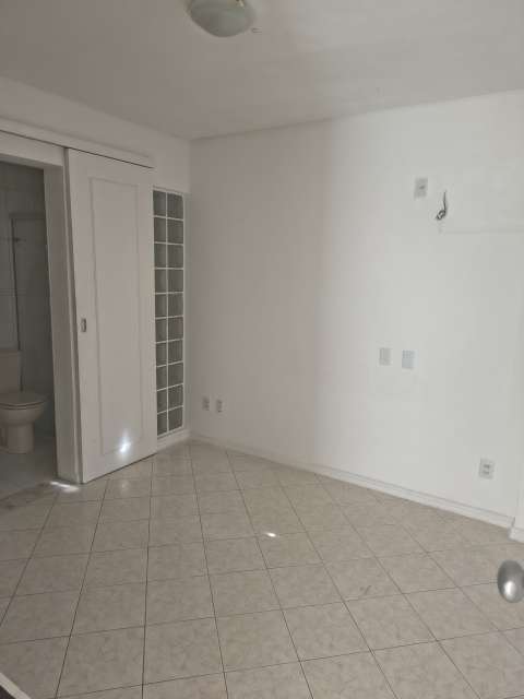 Apartamento em Brotas com 2 quartos sendo 1 suíte, 84m² à venda por R$ 280.000,00