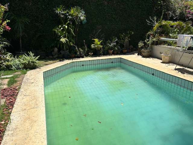 Casa no Candeal com 3 quartos e 3 suítes, 363,00 m² à venda por R$ 2.600.000,00 - Salvador/Ba