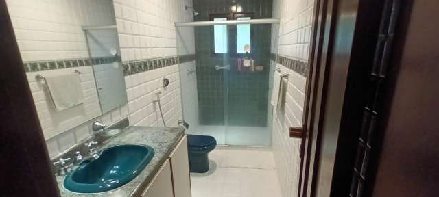 Casa no condomínio Encontro das Águas com 6 quartos e 4 suítes, 377,00 m² à venda por R$ 3.500.000,00 -  Lauro de Freitas/Ba