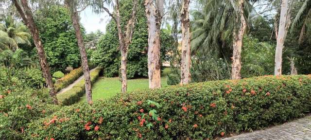 Casa no condomínio Encontro das Águas com 6 quartos e 4 suítes, 377,00 m² à venda por R$ 3.500.000,00 -  Lauro de Freitas/Ba