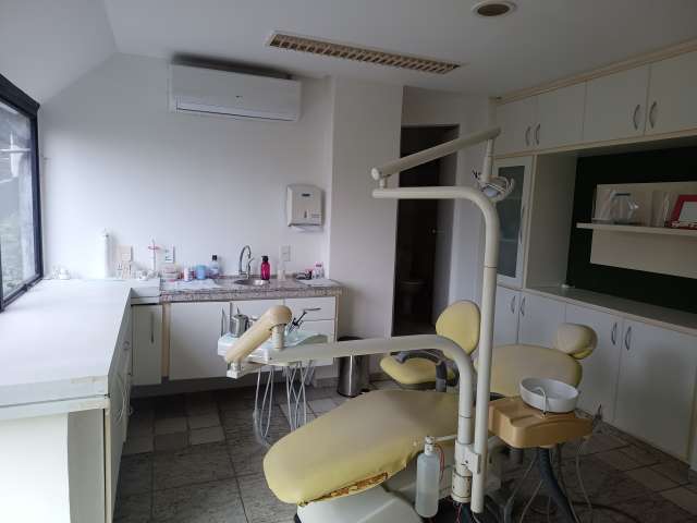 Sala no Centro Médico, Rio Vermelho com 38,33 m² à venda por R$ 170.000,00 - Salvador/Ba