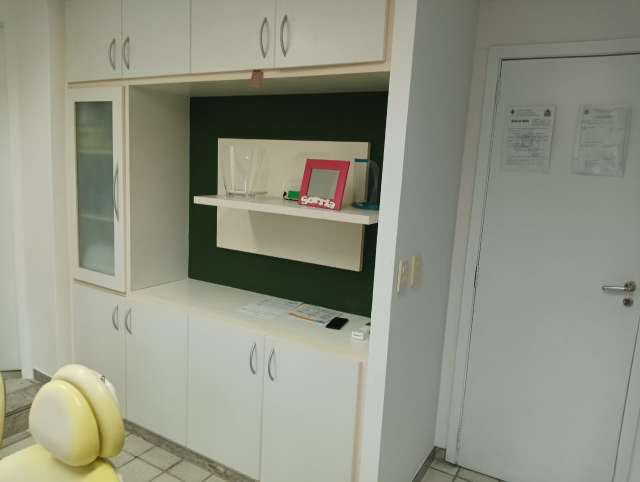 Sala no Centro Médico, Rio Vermelho com 38,33 m² à venda por R$ 170.000,00 - Salvador/Ba