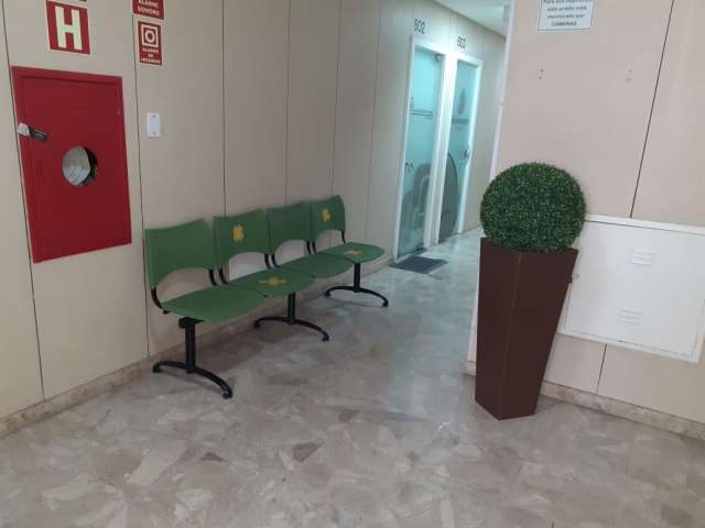 Sala no Centro Médico, Rio Vermelho com 38,33 m² à venda por R$ 170.000,00 - Salvador/Ba
