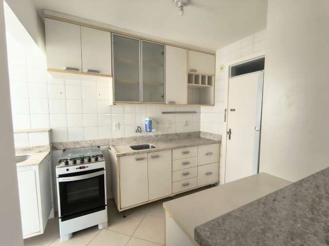 Apartamento com para alugar por R$ 4.000,00 - Pituba Ville, Salvador/BA