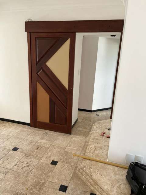 Apartamento no Candeal com 3 quartos sendo 1 suíte, 114m² à venda por R$ 495.000,00