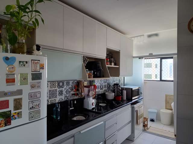 Apartamento no Candeal com 3 quartos sendo 1 suíte, 98m² à venda por R$ 497.000,00