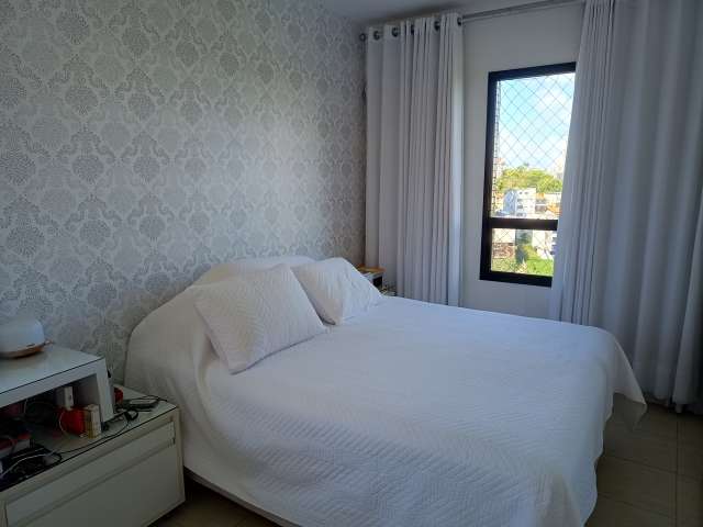 Apartamento no Candeal com 3 quartos sendo 1 suíte, 98m² à venda por R$ 497.000,00