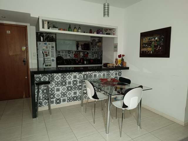 Apartamento no Candeal com 3 quartos sendo 1 suíte, 98m² à venda por R$ 497.000,00