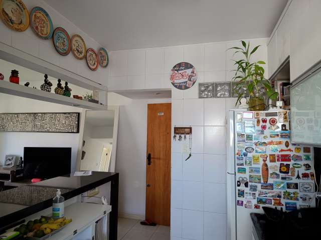 Apartamento no Candeal com 3 quartos sendo 1 suíte, 98m² à venda por R$ 497.000,00