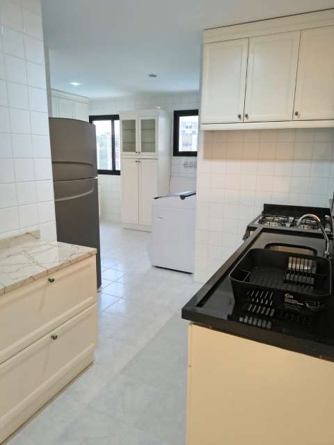 Apartamento com 3 quartos e 1 suíte, 120,00 m² para alugar por R$ 4.200,00 - Barra - Salvador/BA 