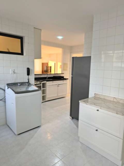 Apartamento com 3 quartos e 1 suíte, 120,00 m² para alugar por R$ 4.200,00 - Barra - Salvador/BA 