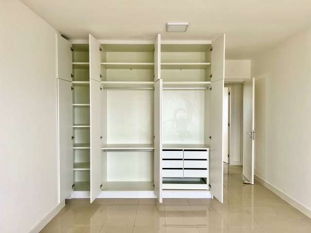 Apartamento com 4 quartos e 4 suítes, 190,00 m² para alugar por R$ 10.600,00 - Barra - Salvador/BA 