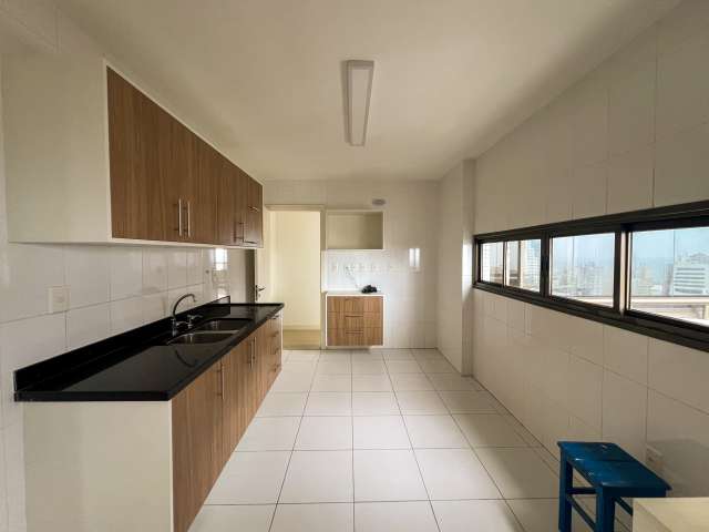 Apartamento com 4 quartos e 4 suítes, 190,00 m² para alugar por R$ 10.600,00 - Barra - Salvador/BA 