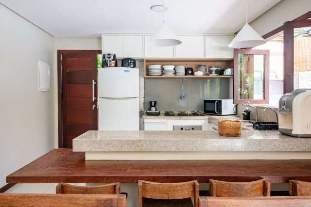 Casa em Açu da Torre com 4 quartos sendo 4 suítes, 358m² à venda por R$ 860.000,00