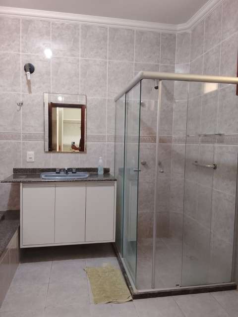 Casa com 4 quartos e 4 suítes, 576,00 m² para alugar por R$ 9.000,00 - Vilas do Atântico _ Lauro de Freitas/BA  