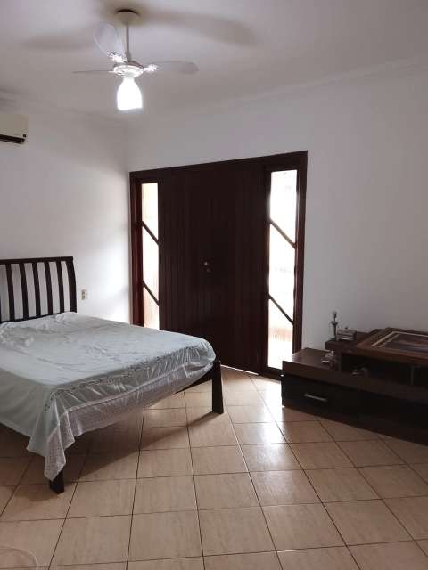 Casa com 4 quartos e 4 suítes, 576,00 m² para alugar por R$ 9.000,00 - Vilas do Atântico _ Lauro de Freitas/BA  