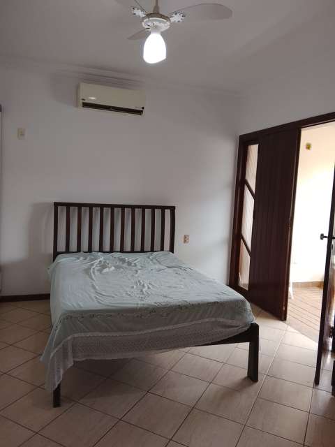 Casa com 4 quartos e 4 suítes, 576,00 m² para alugar por R$ 9.000,00 - Vilas do Atântico _ Lauro de Freitas/BA  