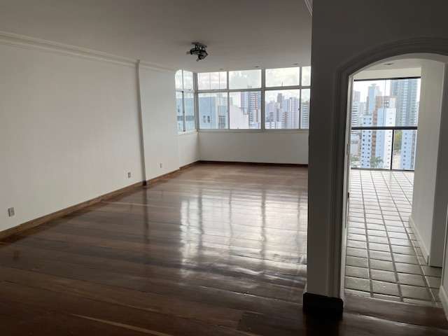 Apartamento na Graça com 3 quartos sendo 1 suíte, 191m² à venda por R$ 1.200.000,00