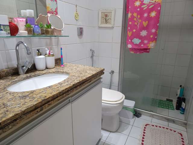 Apartamento no Candeal com 3 quartos e 1 suíte, 89m² à venda por R$ 580.000,00