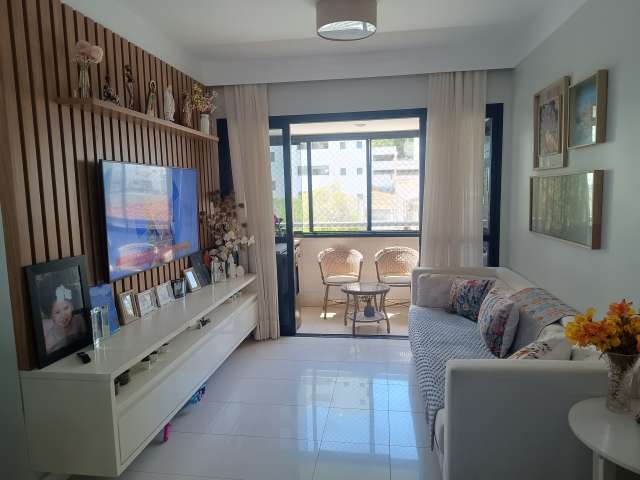 Apartamento no Candeal com 3 quartos e 1 suíte, 89m² à venda por R$ 580.000,00