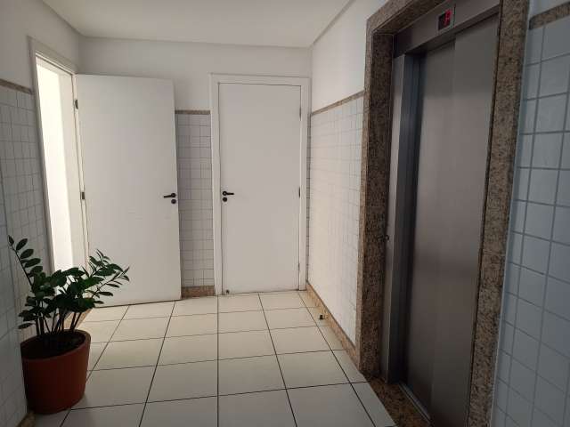 Apartamento no Candeal com 3 quartos e 1 suíte, 89m² à venda por R$ 580.000,00