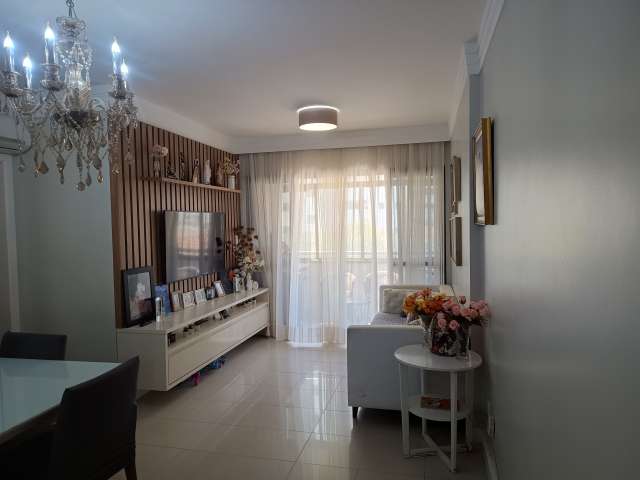 Apartamento no Candeal com 3 quartos e 1 suíte, 89m² à venda por R$ 580.000,00