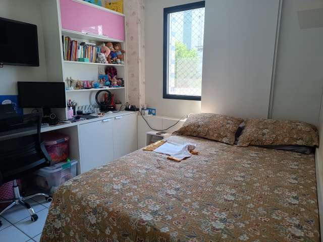 Apartamento no Candeal com 3 quartos e 1 suíte, 89m² à venda por R$ 580.000,00