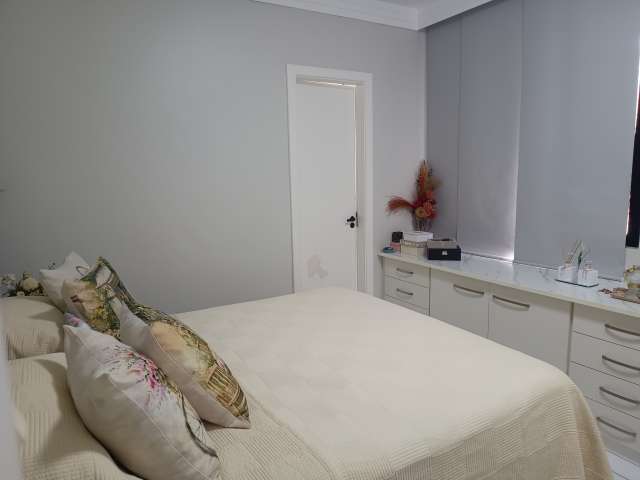 Apartamento no Candeal com 3 quartos e 1 suíte, 89m² à venda por R$ 580.000,00