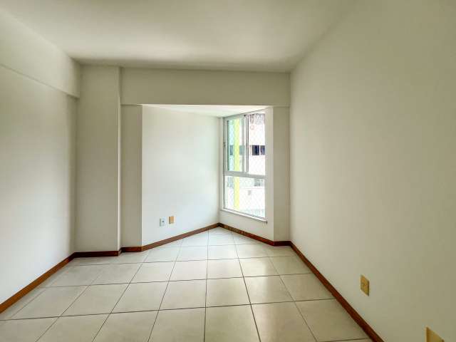 Apartamento no Corredor da Vitória com 2 suítes e 6 vagas de garagem soltas, 93m² à venda por R$ 1.300.000,00