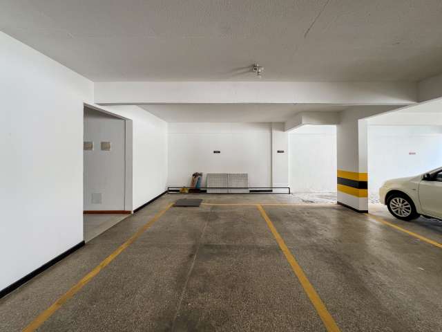 Apartamento no Corredor da Vitória com 2 suítes e 6 vagas de garagem soltas, 93m² à venda por R$ 1.300.000,00