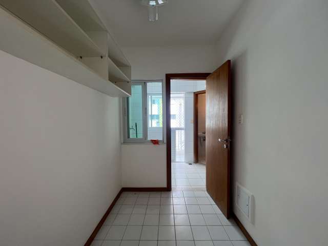 Apartamento no Corredor da Vitória com 2 suítes e 6 vagas de garagem soltas, 93m² à venda por R$ 1.300.000,00