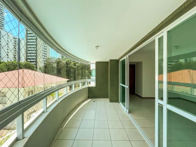 Apartamento no Corredor da Vitória com 2 suítes e 6 vagas de garagem soltas, 93m² à venda por R$ 1.300.000,00