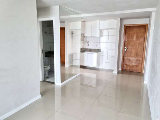 Apartamento no Caminho das Árvores com 1 suíte, 52m² à venda por R$ 700.000,00