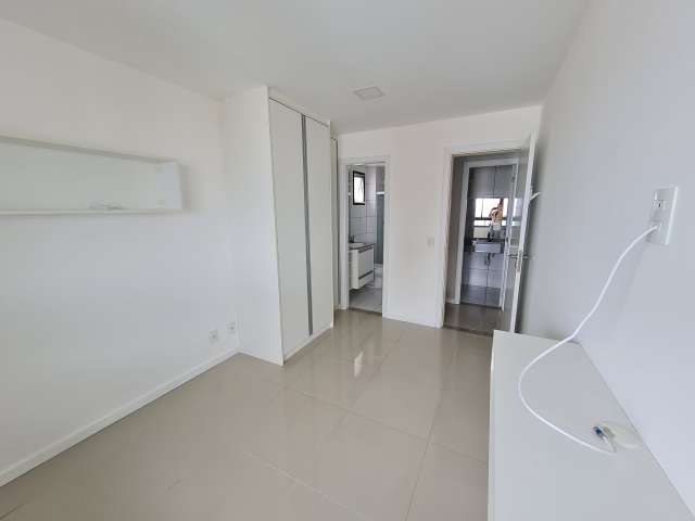 Apartamento no Caminho das Árvores com 1 suíte, 52m² à venda por R$ 700.000,00