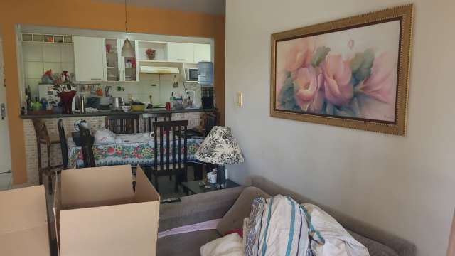 Apartamento em Monte Gordo com 2 quartos sendo 1 suíte, 69m² à venda por R$ 450.000,00