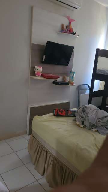 Apartamento em Monte Gordo com 2 quartos sendo 1 suíte, 69m² à venda por R$ 450.000,00