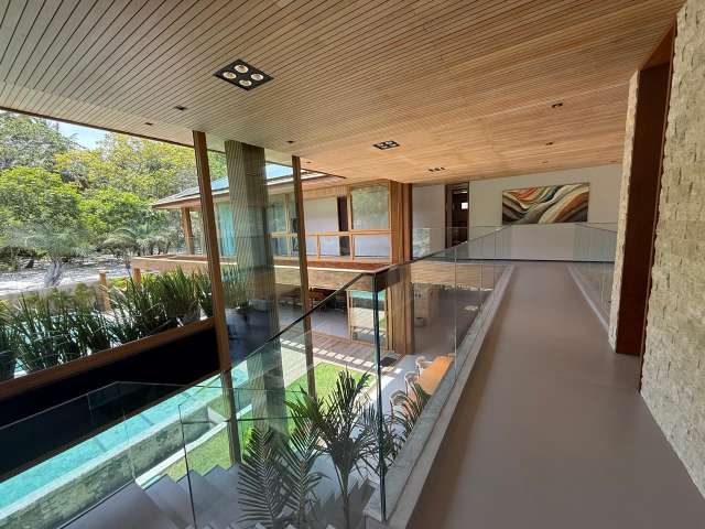 Casa em Praia do Forte PORTEIRA FECHADA com 6 suítes, 420m² à venda por R$ 15.000.000,00