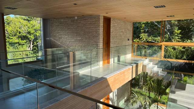 Casa em Praia do Forte PORTEIRA FECHADA com 6 suítes, 420m² à venda por R$ 15.000.000,00