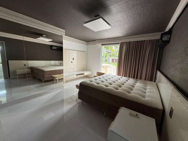 Casa em Lauro de Freitas com 4 suítes, 382m² à venda por R$ 8.800.000,00