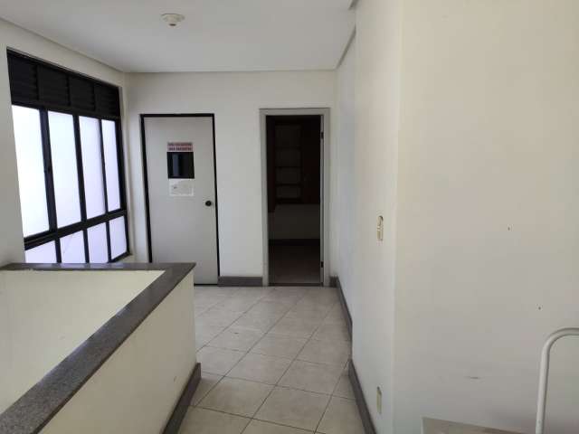 Prédio em Brotas com 480m² à venda por R$ 2.000.000,00